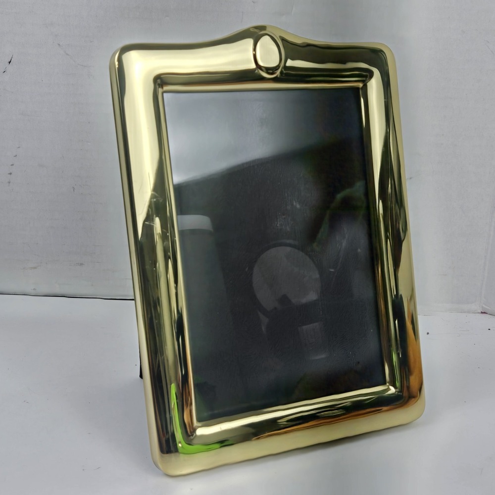 Vtg 80s Polished Gold Tone Metal 5x7 Picture Frame w Arch and Rounded Edges